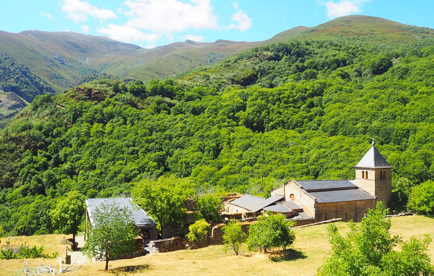 Excursiones desde Montes de Valdueza